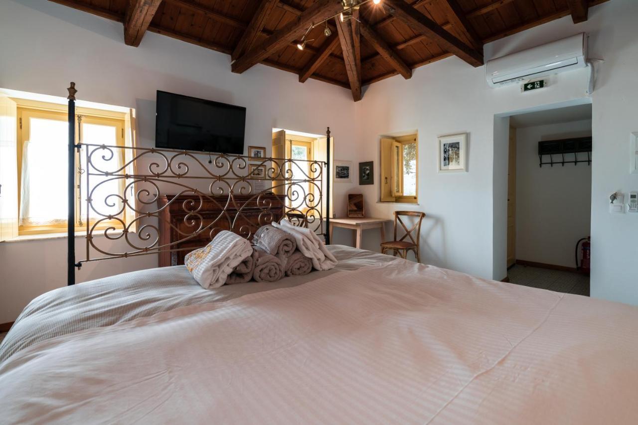 Rafalias Mansion Đảo Hydra Ngoại thất bức ảnh