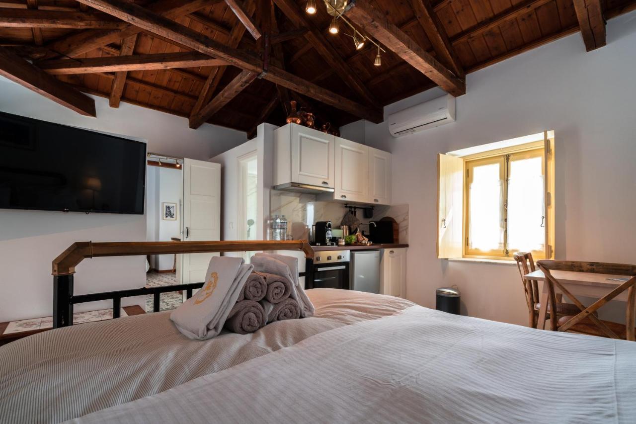 Rafalias Mansion Đảo Hydra Ngoại thất bức ảnh